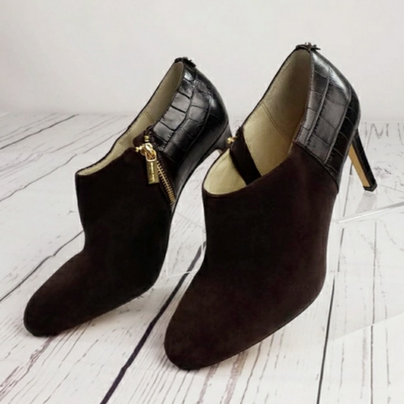 Michael Michael Kors Sammy Brown Kid Suede Leather Emboss Ankle Boots Women 9.5M - Picture 1 of 10